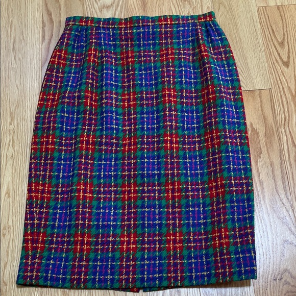 Carlisle SZ 10 vintage tweed red blue multi pencil skirt.